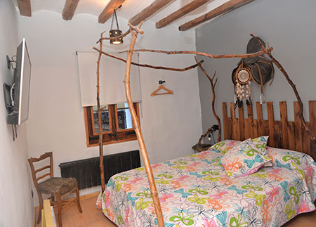 Apartment for six people in Pobla de Lillet - Second double room