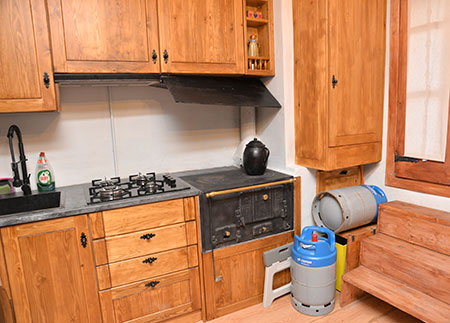 Apartment for six people in Pobla de Lillet - Gas stoves and cheap iron cooker