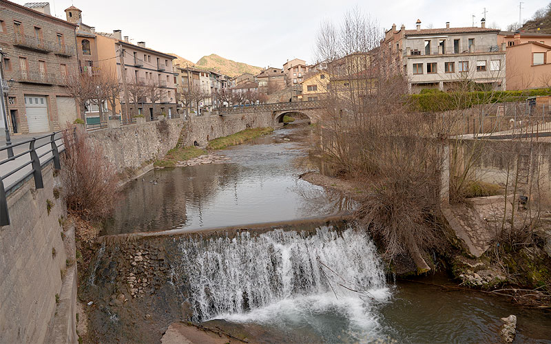 Appartement pour six personnes à Pobla de Lillet