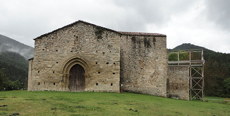 Church of Santa María de Lillet and the Church of San Miquel