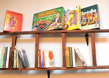 Adapted apartment Berguedà - Board games for the whole family