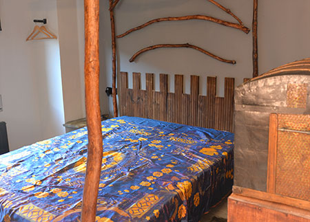Appartement en location touristique Pobla de Lillet - Chambre avec lit double