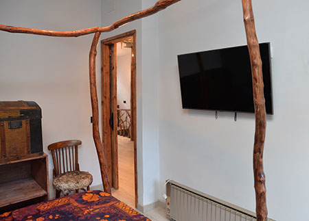 Apartment for tourist rental Pobla de Lillet - Double room TV