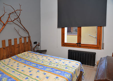Appartement en location touristique Pobla de Lillet - Deuxième chambre double